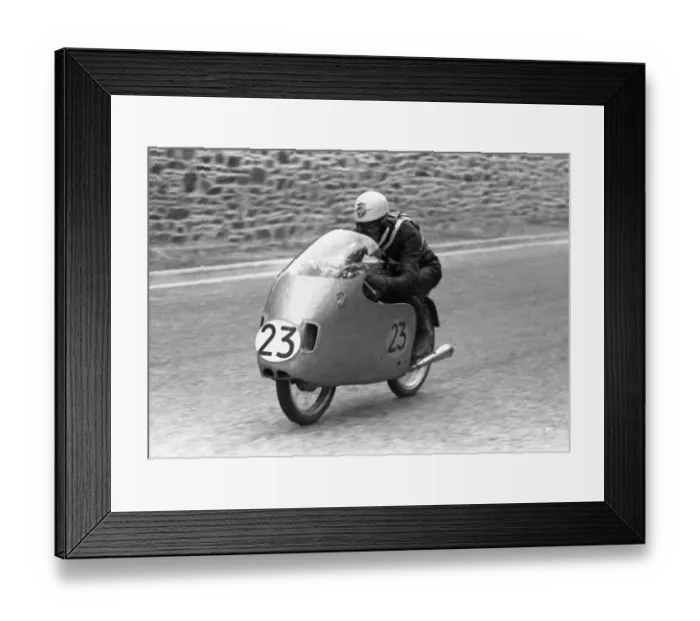 Framed Print : Bill Webster MV 1957 Ultra Lightweight TT Framed Print : Bill Webster MV 1957 Ultra Lightweight TT
