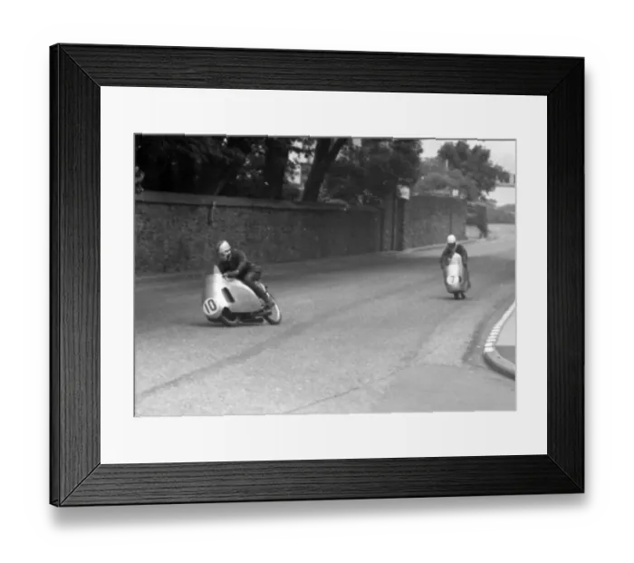 Framed Print : Jim Dakin EMC Bill Maddrick MV 1957 Ultra Lightweight TT Framed Print : Jim Dakin EMC Bill Maddrick MV 1957 Ultra Lightweight TT
