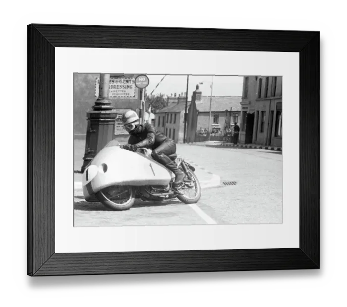 Framed Print : Dave Chadwick LEF 1956 Ultra Lightweight TT Framed Print : Dave Chadwick LEF 1956 Ultra Lightweight TT