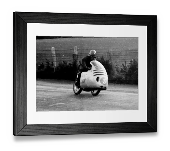Framed Print : Roberto Colombo MV 1956 Lightweight TT Framed Print : Roberto Colombo MV 1956 Lightweight TT