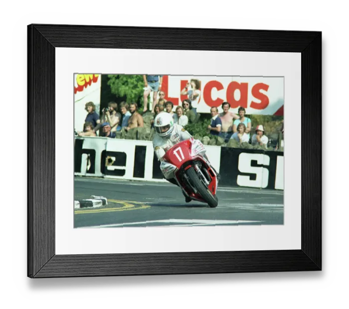 Framed Print : Bill Smith (Bimota Suzuki) at Quarter Bridge; 1978 Production TT Framed Print : Bill Smith (Bimota Suzuki) at Quarter Bridge; 1978 Production TT
