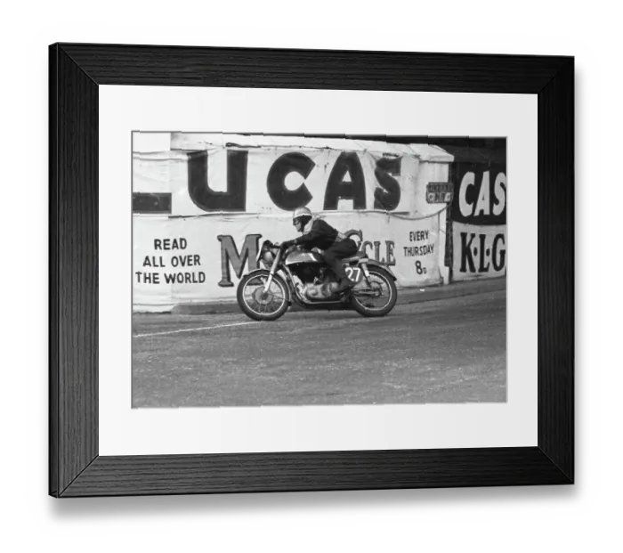 Framed Print : Jack Hedley (Norton) 1955 Clubman TT Parkfield Corner Framed Print : Jack Hedley (Norton) 1955 Clubman TT Parkfield Corner