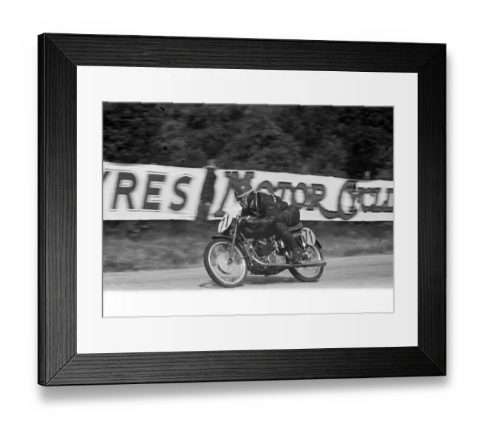 Framed Print : Norman Webb (MV) at Hillbrry, 1953 Ultra lightweight TT Framed Print : Norman Webb (MV) at Hillbrry, 1953 Ultra lightweight TT