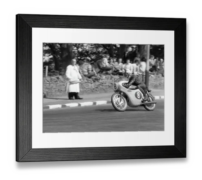 Framed Print : Irish ace Tommy Robb (Honda) at Quarter Bridge; 1962Utra Lightweight TT Framed Print : Irish ace Tommy Robb (Honda) at Quarter Bridge; 1962Utra Lightweight TT