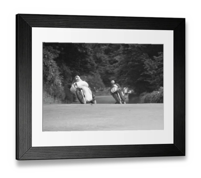 Framed Print : Irish ace Tommy Robb (GMS) leads Governor's Bends; 1961 Lightweight TT Framed Print : Irish ace Tommy Robb (GMS) leads Governor's Bends; 1961 Lightweight TT