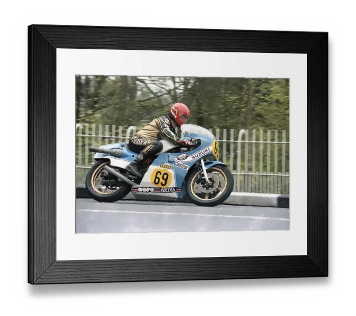 Framed Print : German Hans Otto Butenuth (Suzuki) at Braddan Bridge, 1979 TT 73-34i Framed Print : German Hans Otto Butenuth (Suzuki) at Braddan Bridge, 1979 TT 73-34i