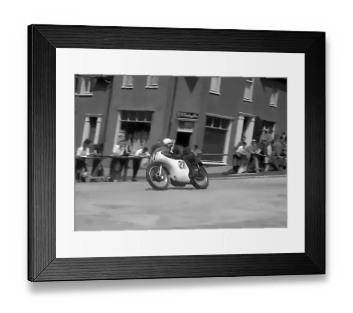 Framed Print : Bill Smith (Matchless) on Bray Hill Framed Print : Bill Smith (Matchless) on Bray Hill