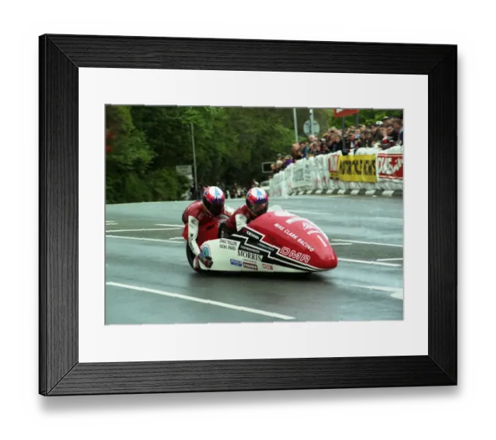 Framed Print : Dave Molyneux & Peter Hill (DMR) 1996 Sidecar TT Framed Print : Dave Molyneux & Peter Hill (DMR) 1996 Sidecar TT