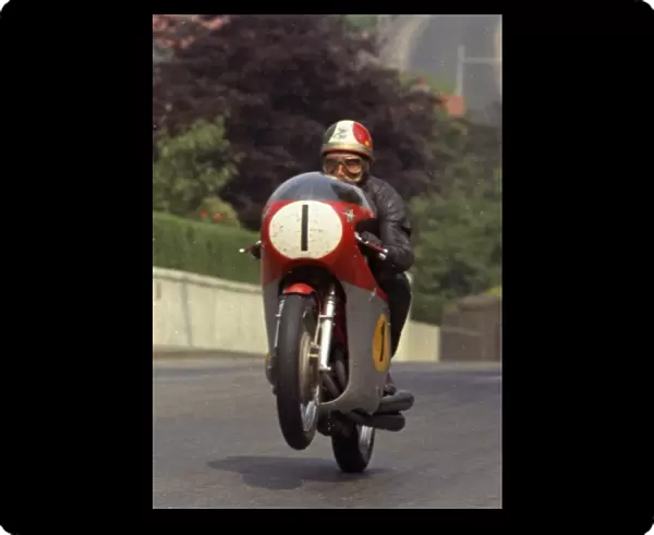 Giacomo Agostini (MV) on Agos Leap. Quarter Bridge Road, 1970 Senior TT