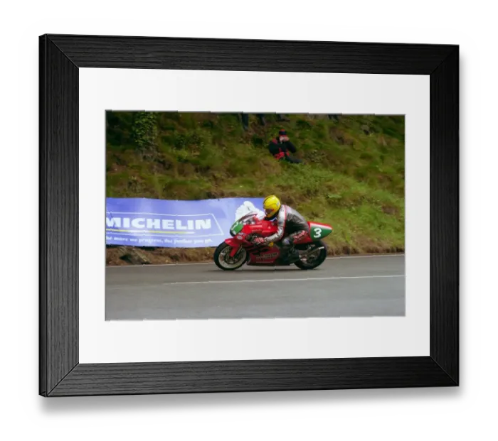 Framed Print : Joey Dunlop 2000 Lightweight TT Framed Print : Joey Dunlop 2000 Lightweight TT