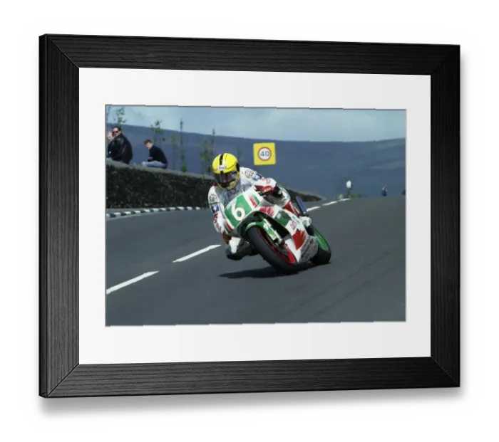 Framed Print : Joey Dunlop (Honda) 1994 Junior TT Framed Print : Joey Dunlop (Honda) 1994 Junior TT