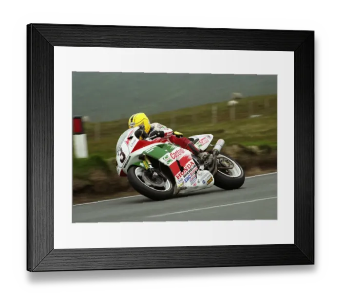 Framed Print : Joey Dunlop (Honda) 1995 Senior TT Framed Print : Joey Dunlop (Honda) 1995 Senior TT