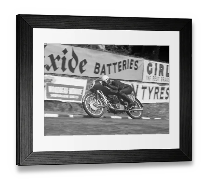 Framed Print : Les Graham: Englands first World Champion Framed Print : Les Graham: Englands first World Champion