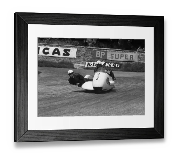 Framed Print : Fritz Hillebrand / Manfred Grunwald (BMW) 1956 Sidecar TT Framed Print : Fritz Hillebrand / Manfred Grunwald (BMW) 1956 Sidecar TT