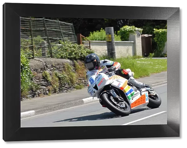 The Kiwi King: Bruce Anstey (Honda) 2011 TT Supersport 1
