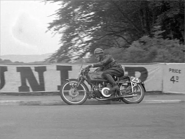 Manliff Barrington (Moto Guzzi): 1947 Lightweight TT