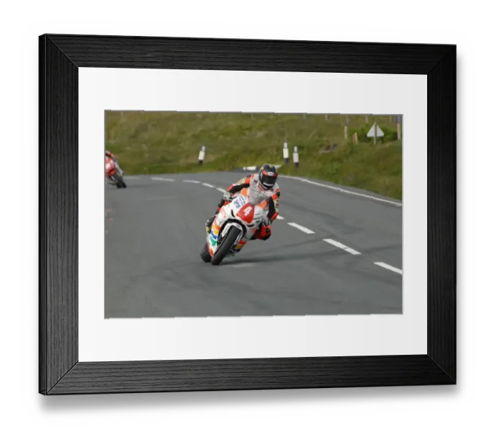 Framed Print : Ian Hutchinson; Superstock ace 2009 Framed Print : Ian Hutchinson; Superstock ace 2009