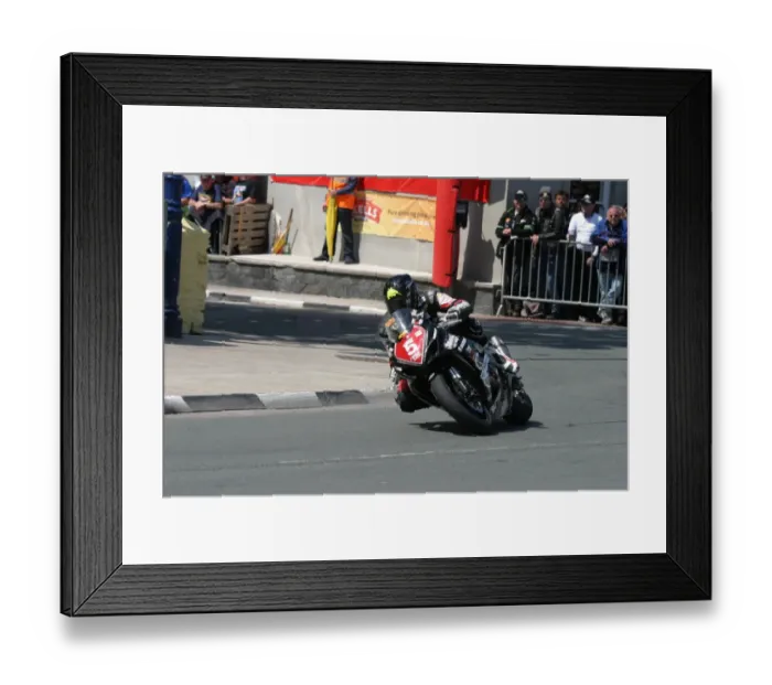 Framed Print : Bruce Anstey; 2007 Superstock TT Framed Print : Bruce Anstey; 2007 Superstock TT