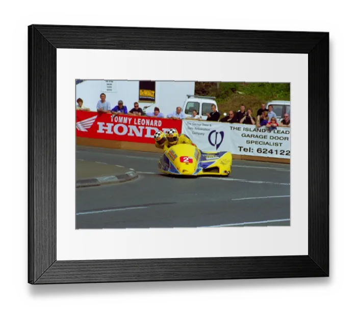 Framed Print : Rob Fisher at Quarter Bridge, 2002 Sidecar B TT Framed Print : Rob Fisher at Quarter Bridge, 2002 Sidecar B TT