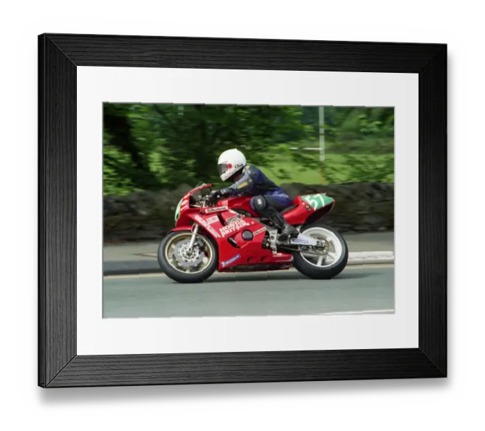 Framed Print : Brett Richmond at Quarter Bridge, 2000 Lightweight 400 TT Framed Print : Brett Richmond at Quarter Bridge, 2000 Lightweight 400 TT