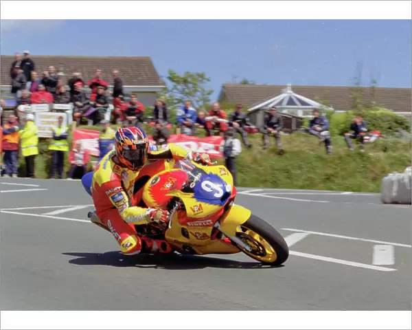David Jefferies at Signpost Corner, 2000 Junior TT