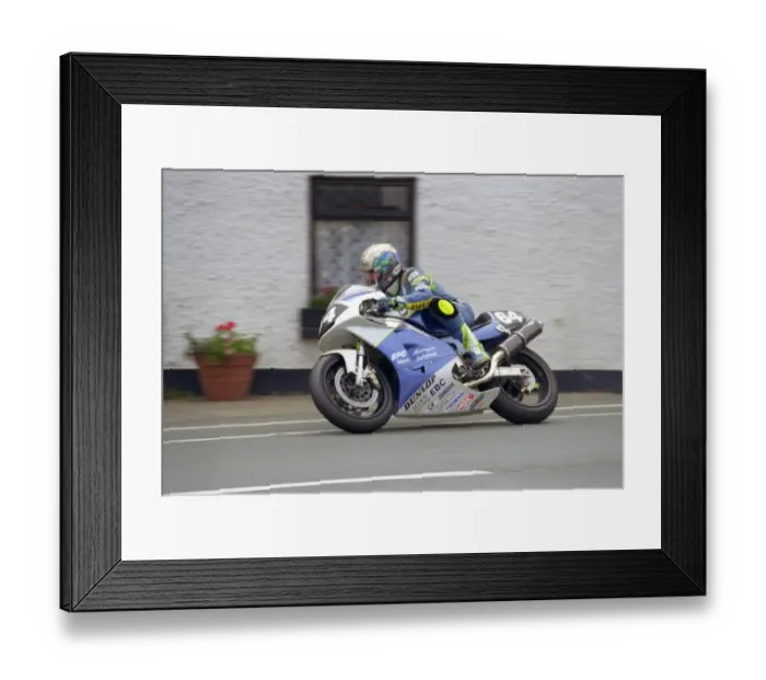 Framed Print : Dave Morris (Chrysalis BMW) leave Ballaugh Bridge, 1999 Singles TT Framed Print : Dave Morris (Chrysalis BMW) leave Ballaugh Bridge, 1999 Singles TT