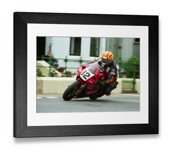 Framed Print : Ian Simpson at White Gates; 1998 Formula One TT Framed Print : Ian Simpson at White Gates; 1998 Formula One TT