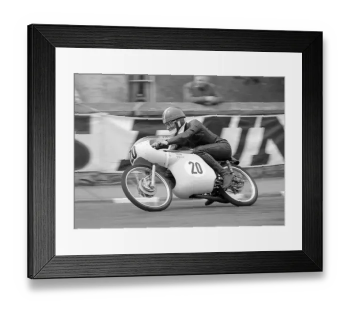 Framed Print : Tarquinio Provini at Parliament Square: 1964 50 TT Framed Print : Tarquinio Provini at Parliament Square: 1964 50 TT