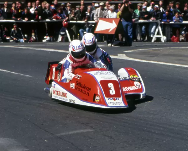 Mick Boddice leaves Parliament Square: 1991 Sidecar Race B
