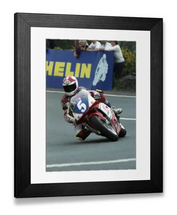 Framed Print : Brian Reid at the Gooseneck: 1993 Junior TT Framed Print : Brian Reid at the Gooseneck: 1993 Junior TT