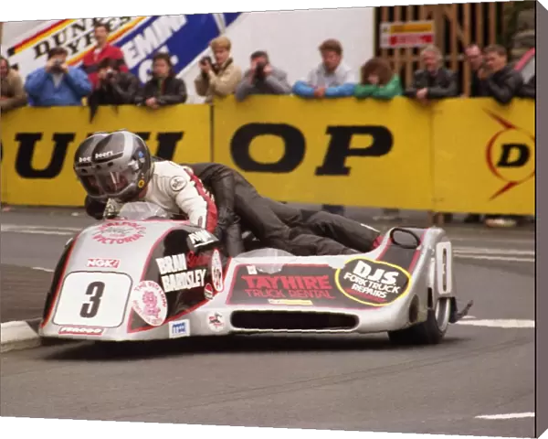 Mick Boddice at Quarter Bridge: 1988 Sidecar Race B