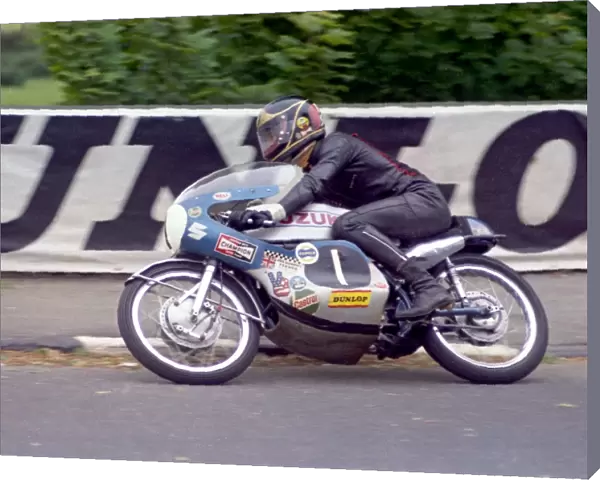 Barry Sheene at Quarter Bridge: 1971 Ultra Lightweight TT