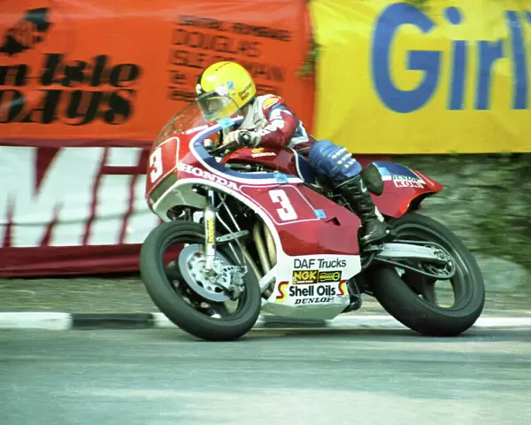 Joey Dunlop leaves Governors Bridge: 1982 Formula One TT