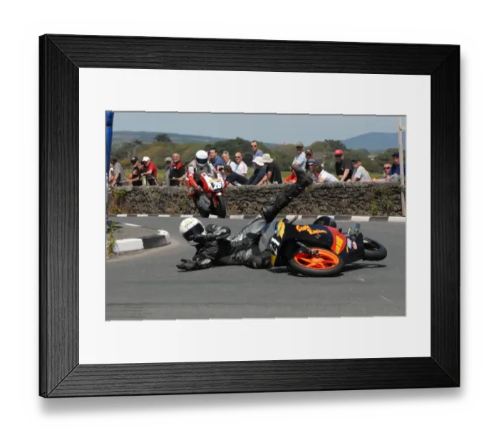 Framed Print : Lee Vernon (Honda) 2011 Southern 100 Framed Print : Lee Vernon (Honda) 2011 Southern 100