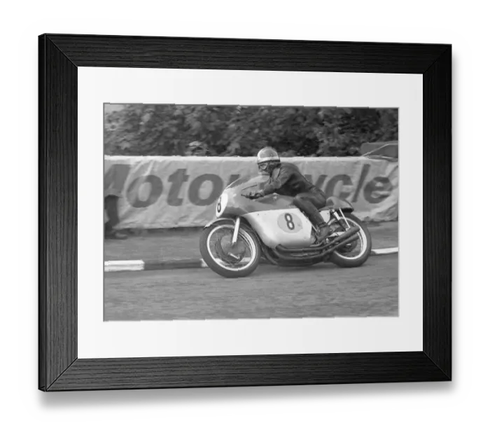 Framed Print : Giacomo Agostini at Quarter Bridge: 1965 Senior TT Framed Print : Giacomo Agostini at Quarter Bridge: 1965 Senior TT