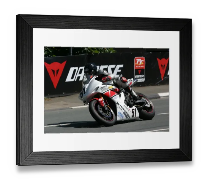Framed Print : George Spence at Quarter Bridge: 2008 Superbike TT Framed Print : George Spence at Quarter Bridge: 2008 Superbike TT