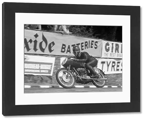 Angelo Copeta leaves Governors Bridge: 1953 Ultra Lightweight TT