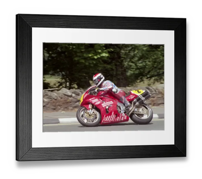 Framed Print : James Courtney at Quarter Bridge: 1998 Senior TT Framed Print : James Courtney at Quarter Bridge: 1998 Senior TT