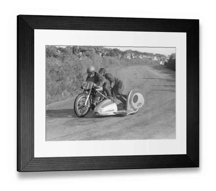 Framed Print : Jaques Drion and Inge Stolle Laforge: (Norton Watsonian) 1954 Sidecar TT Framed Print : Jaques Drion and Inge Stolle Laforge: (Norton Watsonian) 1954 Sidecar TT