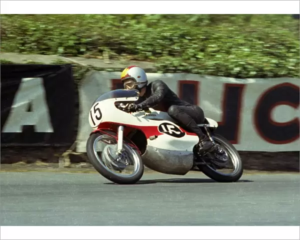 Michelle Duff at Sulby Bridge: 1965 Ultra Lightweight TT