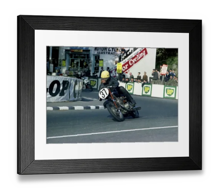 Framed Print : Tony Dunnell at Quarter Bridge: 1967 500 Production TT Framed Print : Tony Dunnell at Quarter Bridge: 1967 500 Production TT