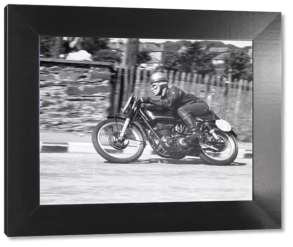 Roy Evans at Cruickshanks: 1952 Junior TT
