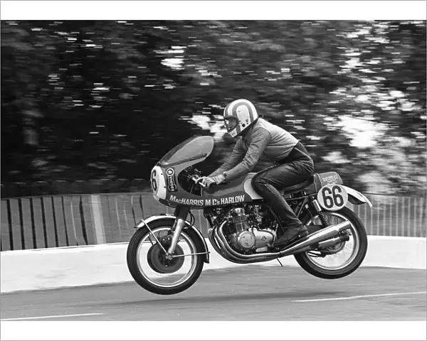 Hugh Evans (Honda) at Ballaugh Bridge: 1974 Senior TT