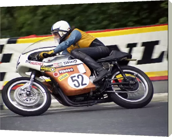 Hugh Evans (Hughes Triumph) at Quarter Bridge: 1974 F750 TT