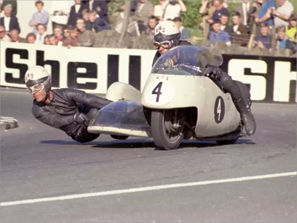 Helmut Fath and Wolfgang Kalauch at Quarter Bridge: 1968 500 Sidecar TT