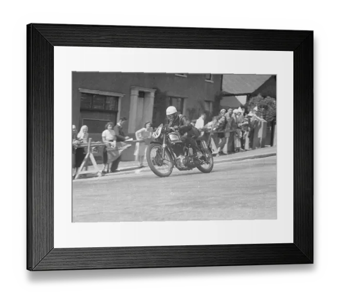 Framed Print : D A Gadd on Bray Hill: 1951 Senior Clubman TT Framed Print : D A Gadd on Bray Hill: 1951 Senior Clubman TT