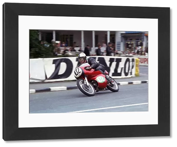 Tom Finlay at Quarter Bridge: 1965 Lightweight TT
