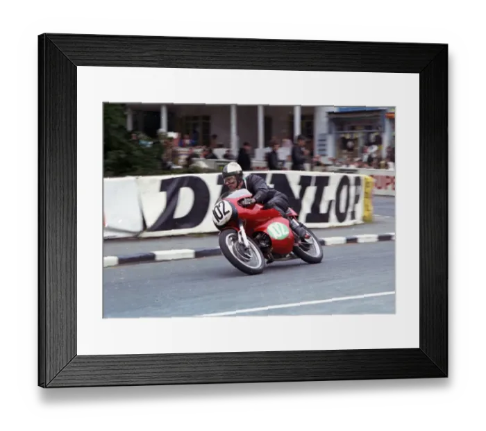 Framed Print : Tom Finlay at Quarter Bridge: 1965 Lightweight TT