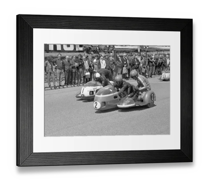 Framed Print : Richard Wegener and Jeff Gawley start the 1972 500 Sidecar TT Framed Print : Richard Wegener and Jeff Gawley start the 1972 500 Sidecar TT