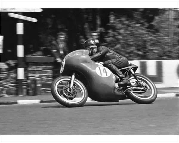 Tony Godfrey at Quarter Bridge: 1962 Senior TT
